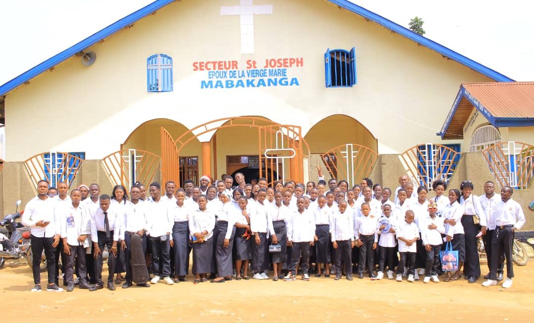 Beni : le Chœur Emmanuel de Calvaire célèbre 13 ans au service de l&rsquo;Eglise