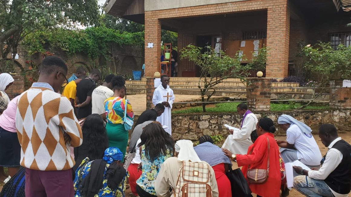 L’UAC-Beni lance le programme du « chemin de croix » pour le temps de Carême