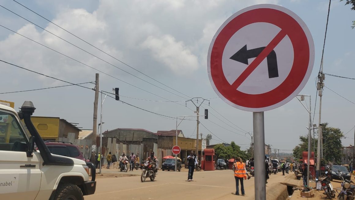 Beni : la CNPR impose le respect strict du sens unique à l’Entrée Maman Stella à Matonge