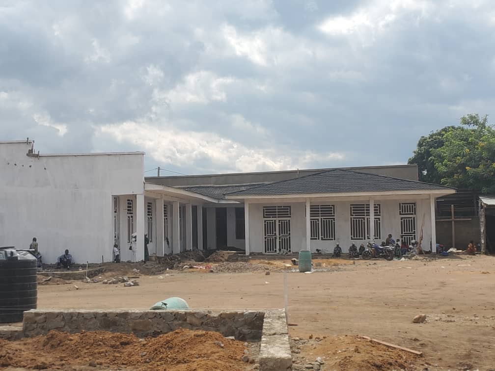Bureaux administratifs et salle de réunion de Boikene